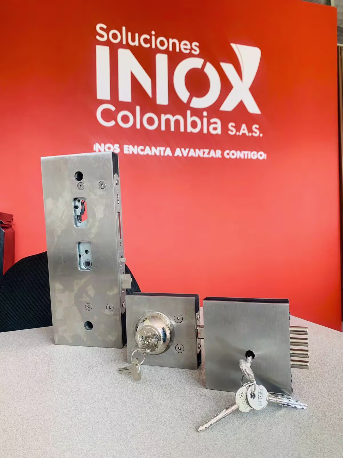 TIPOS DE CERRADURA ACERO INOXIDABLE EN ACERO INOXIDABLE